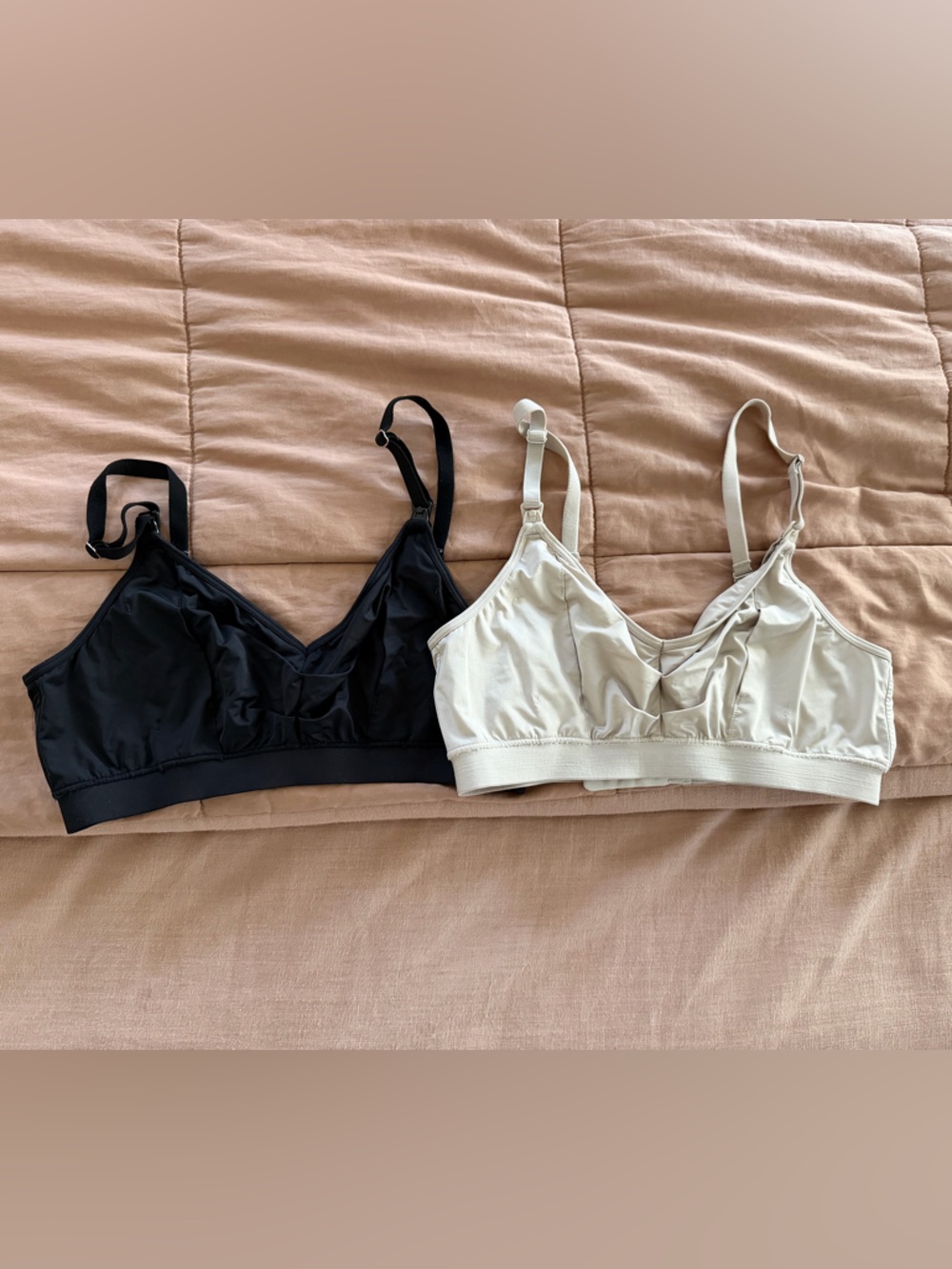 Bodily do anything nursing/pumping bra- Black & Cream